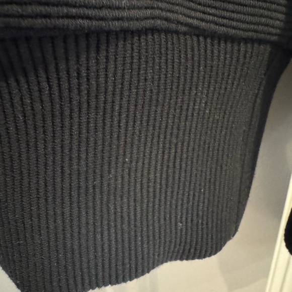 Varley Half-Zip Pullover Sweatshirt. Charcoal Gray, M. - Picture 10 of 10